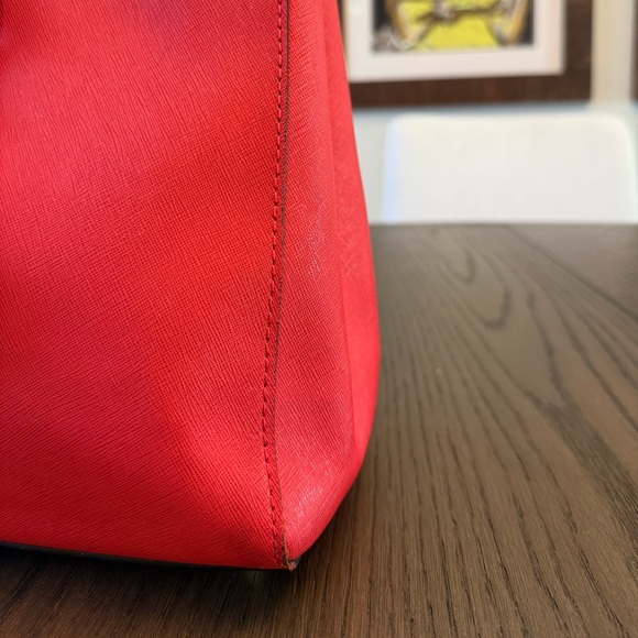 Michael by Michael Kors, Red Jet Set Leather Tote Bag - Picture 4 of 10